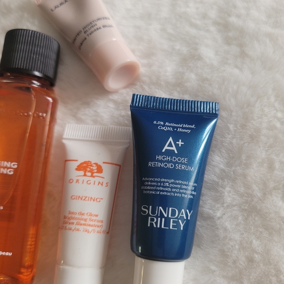 Sunday Riley - Picture 2 of 3